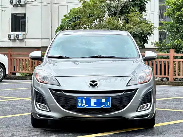 Mazda 3 Xingcheng 2013
