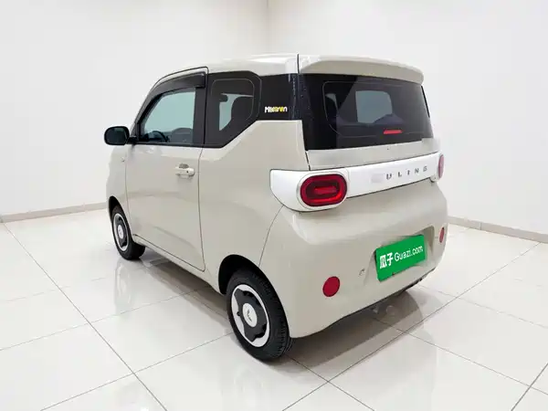 Wuling Hongguang MINIEV 2025