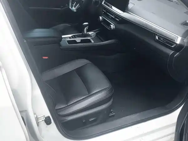 Nissan Teana 2023