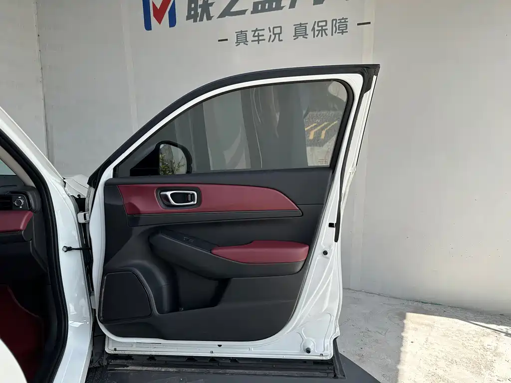 Honda Vezel 2023 — фото 25