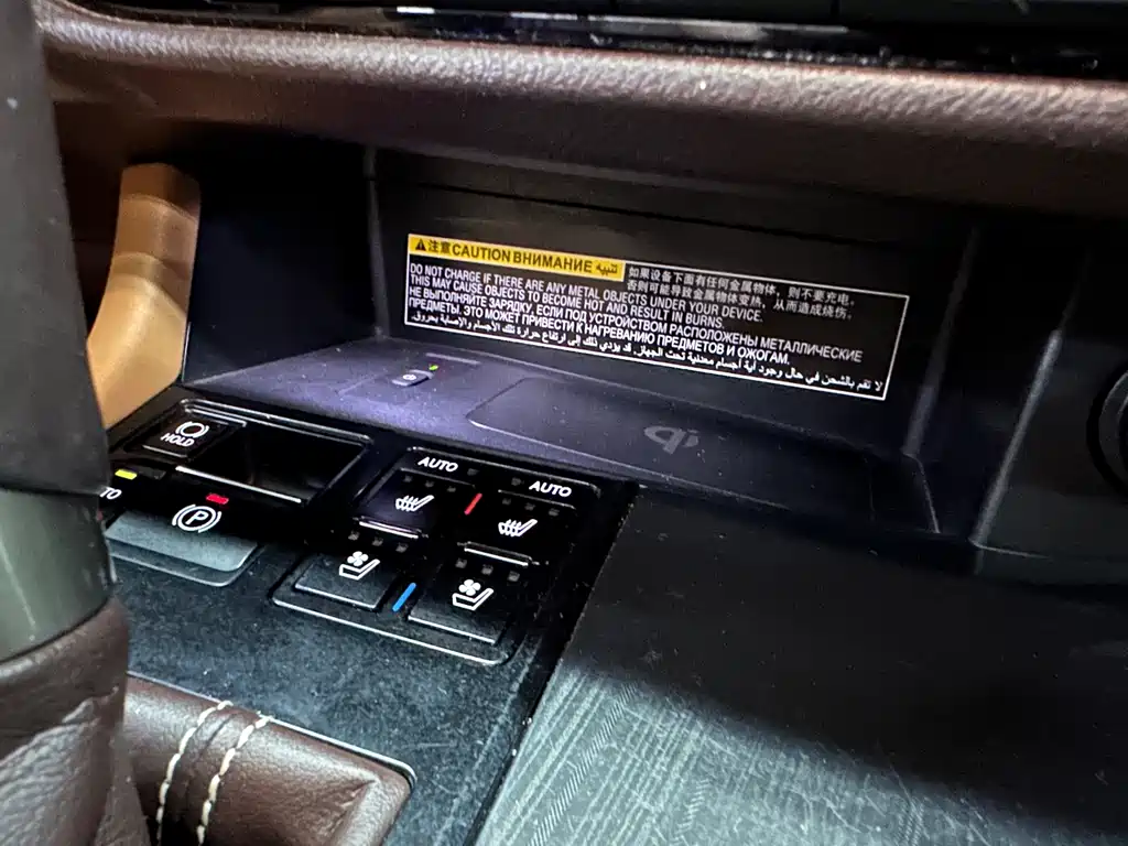 Lexus RX 2018 — фото 13