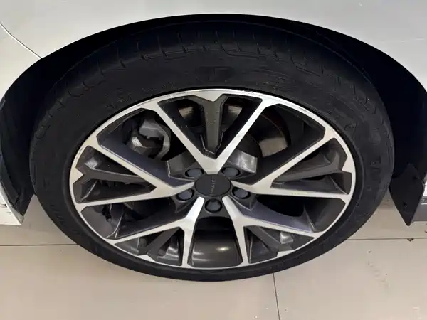 Lynk & Co 03 2019