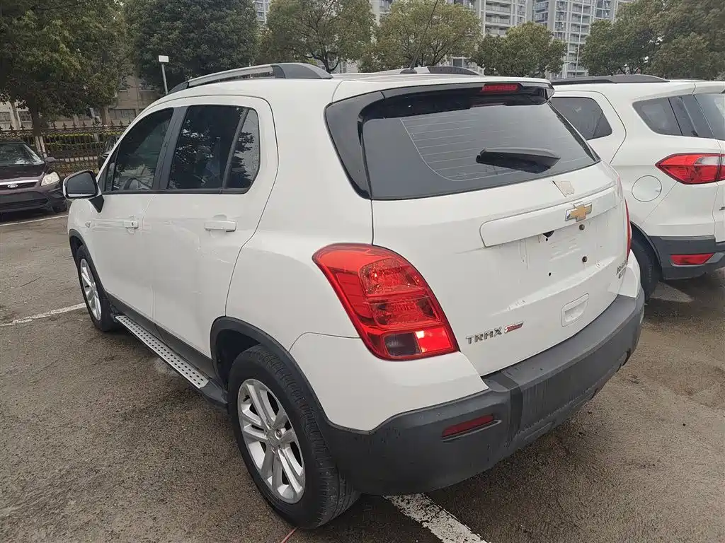Chevrolet Trax 2016 — фото 5