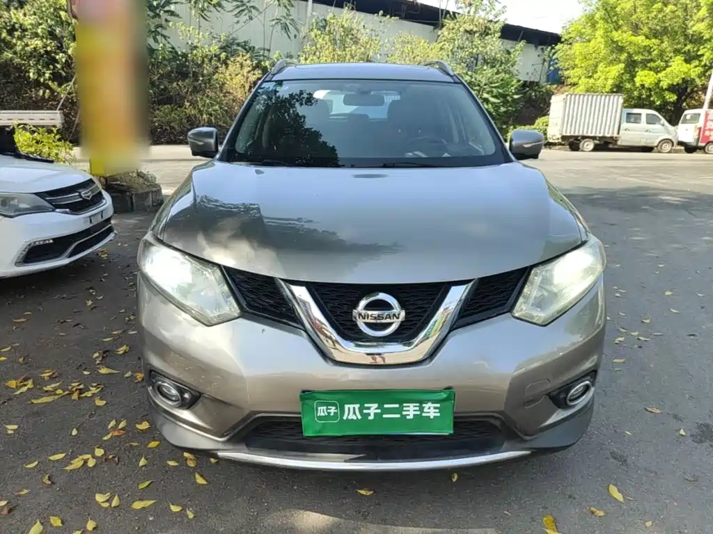 Nissan X-Trail 2015