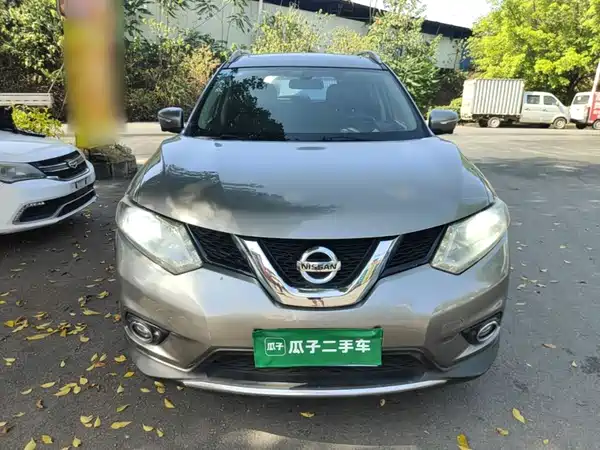 Nissan X-Trail 2015