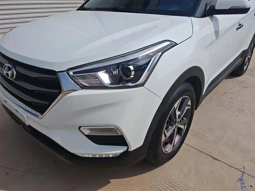 Hyundai ix25 2019 — фото 18