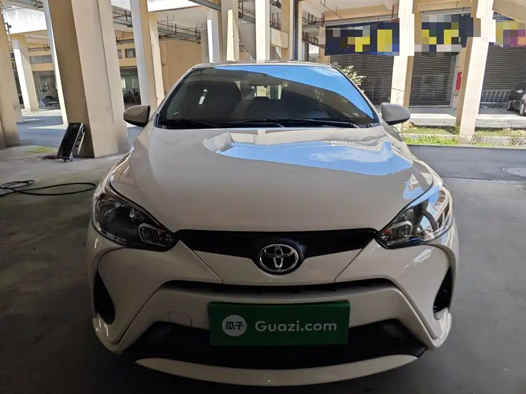 Toyota Yaris L 2019 — фото 3