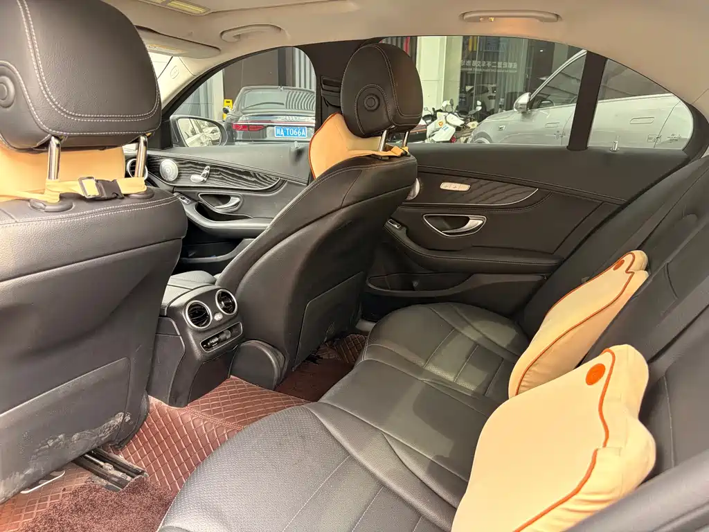 Mercedes-Benz C-Class 2019