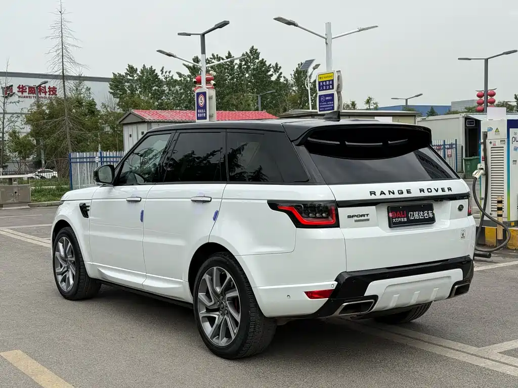 Land Rover Sport 2018 — фото 16