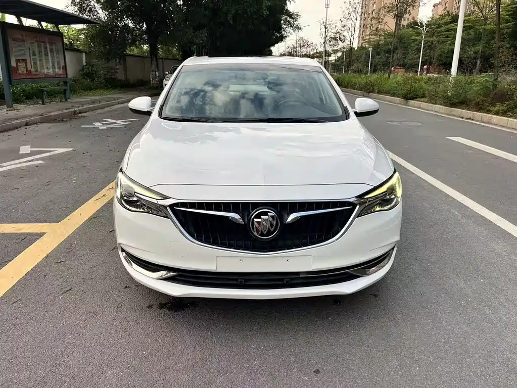 Buick Excelle 2019 — фото 2