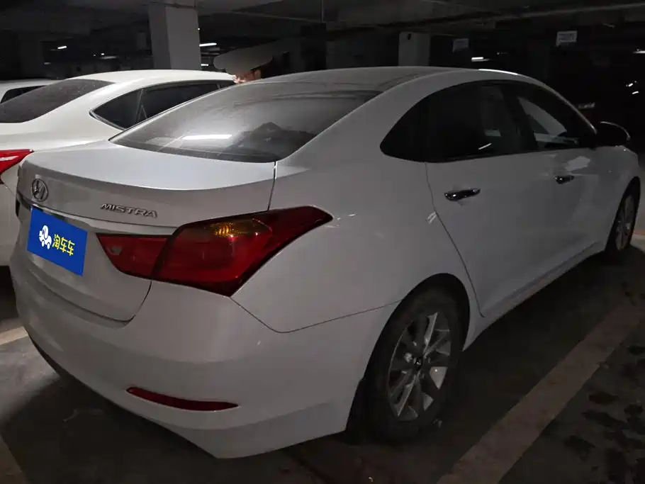 Hyundai Mistra 2015 — фото 3