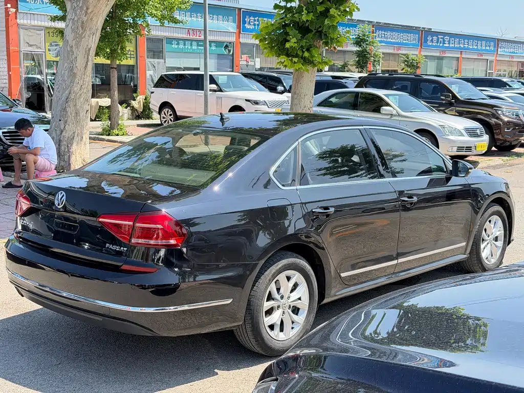Volkswagen Passat 2018 — фото 4