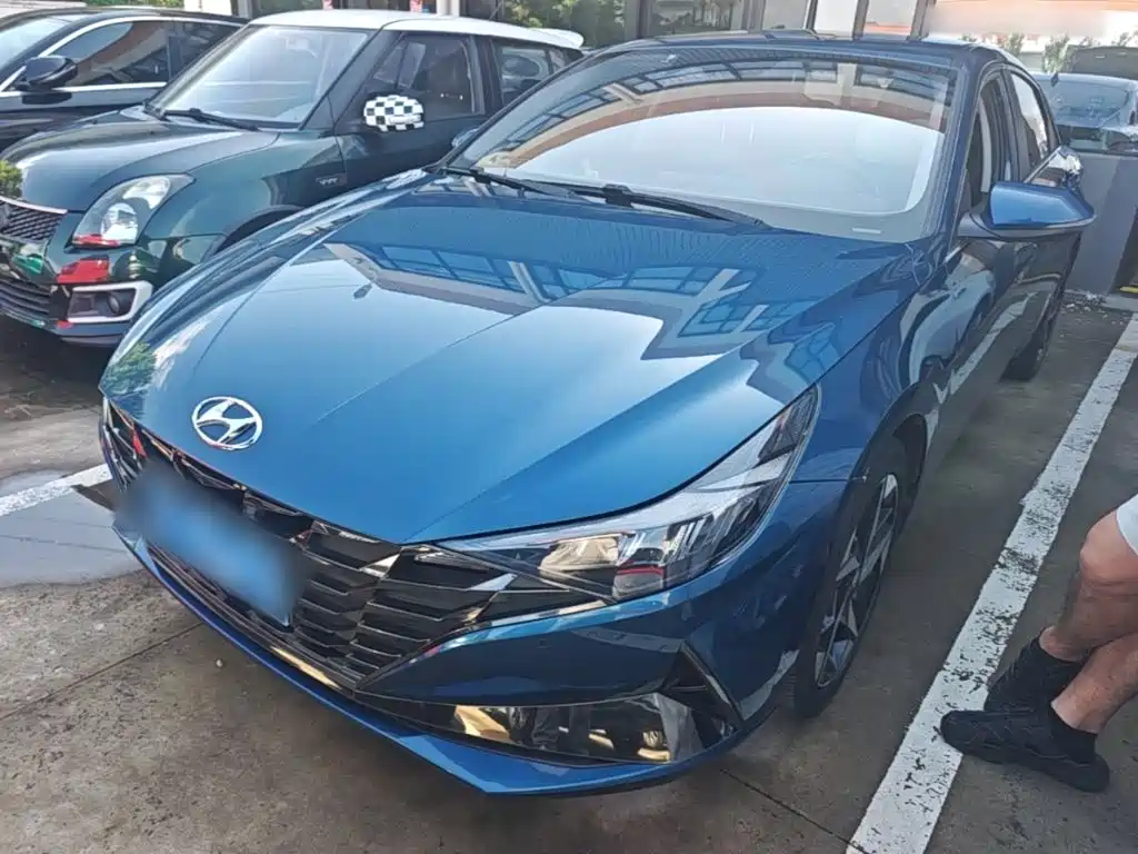 Hyundai Elantra 2020 — фото 2