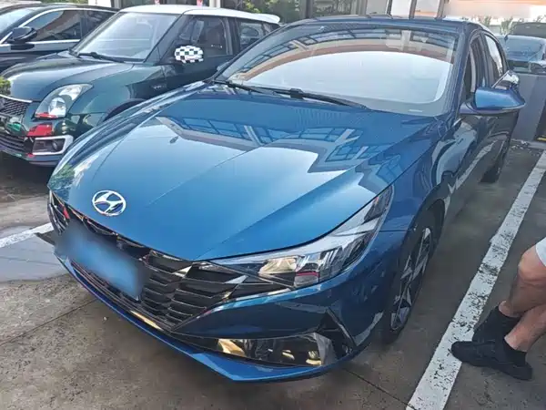Hyundai Elantra 2020
