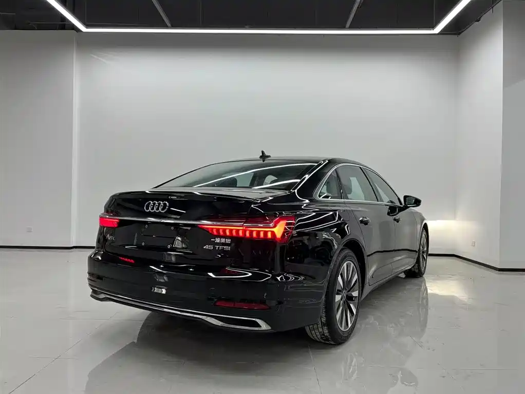 Audi A6L 2024