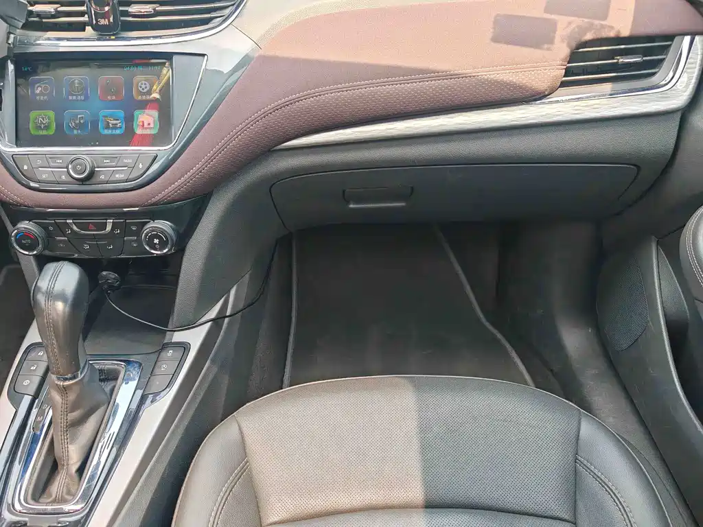 Chevrolet Malibu 2017 — фото 13