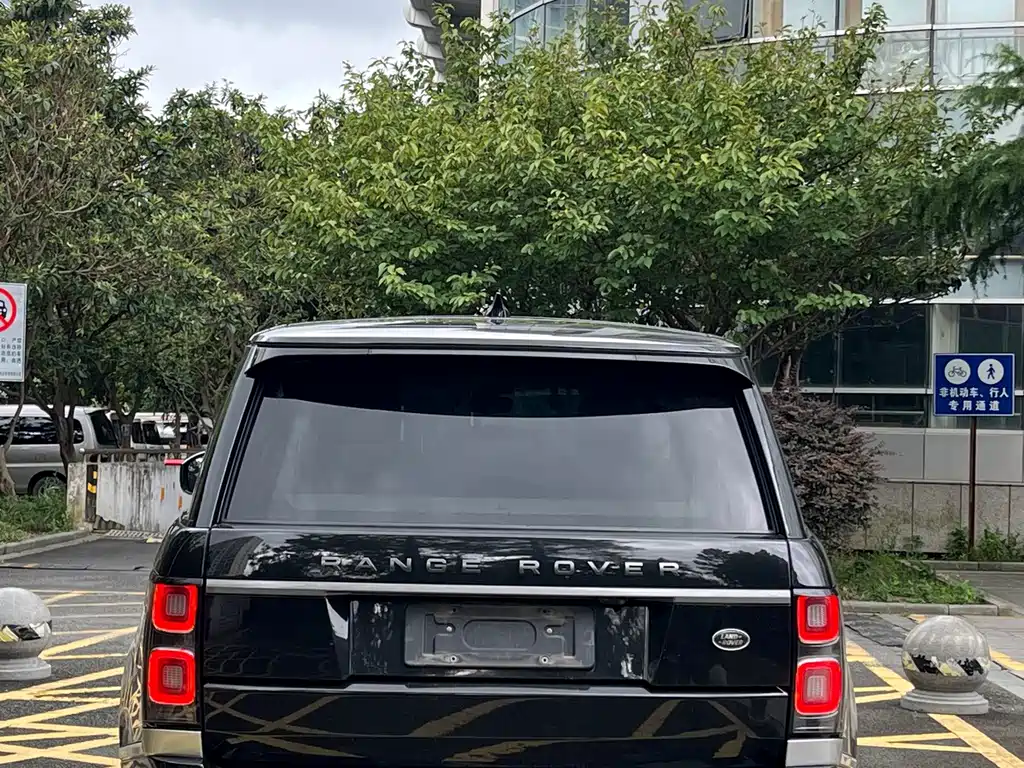 Land Rover Range Rover 2019 — фото 14