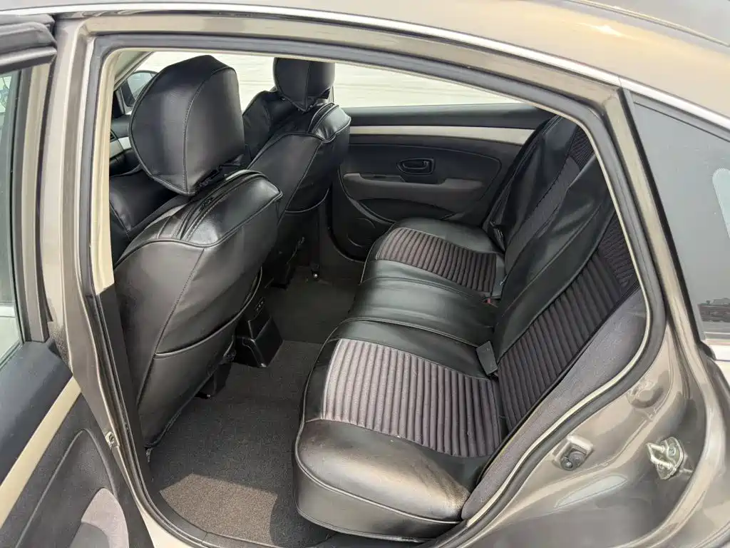 Nissan Sylphy 2015