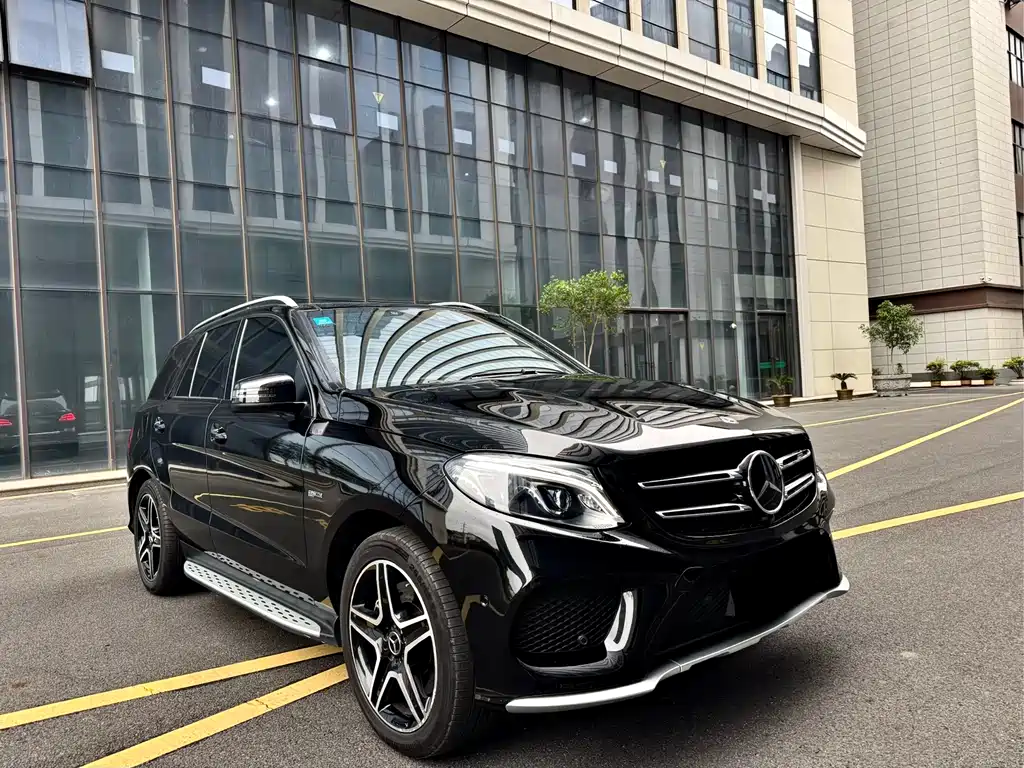 Mercedes-Benz GLE AMG 2018 — фото 3