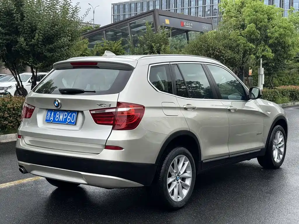 BMW X3 2013 — фото 12