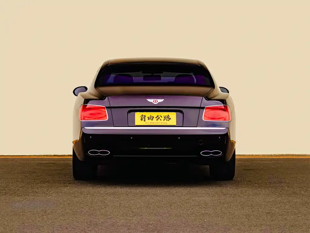 Bentley Flying Spur 2018 — фото 4