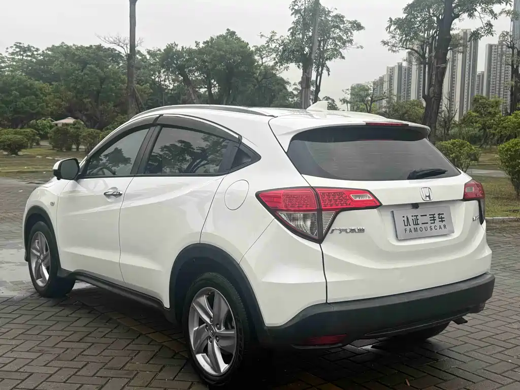 Honda Vezel 2021 — фото 24