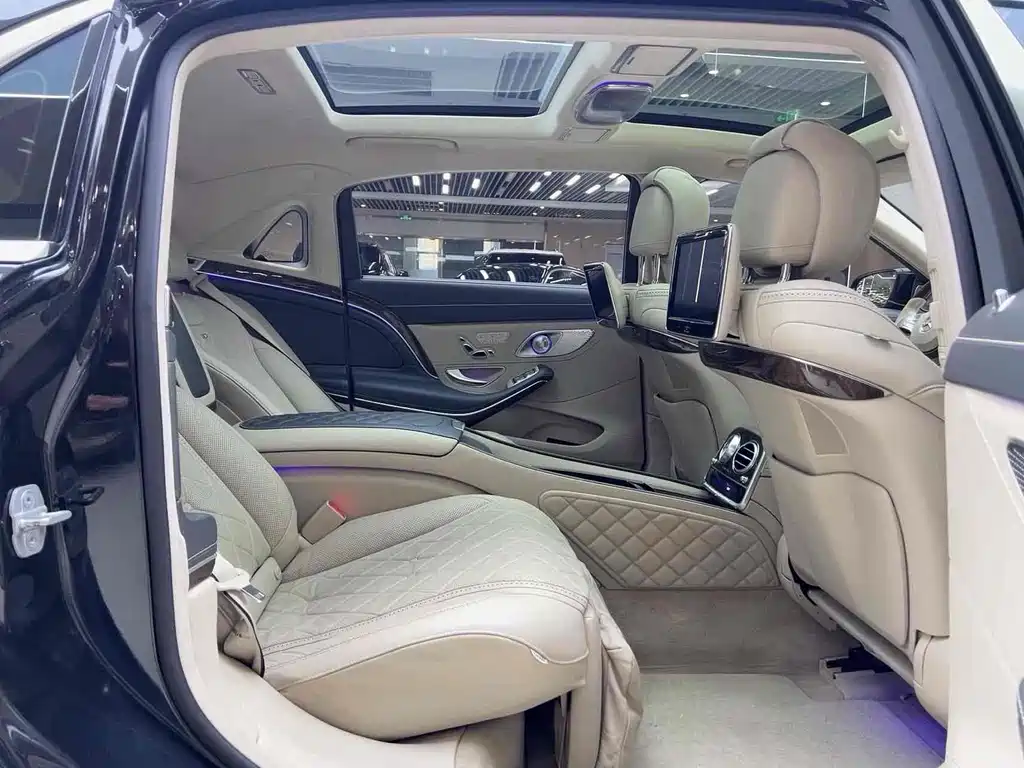 Mercedes-Benz S-Class 2015 — фото 12