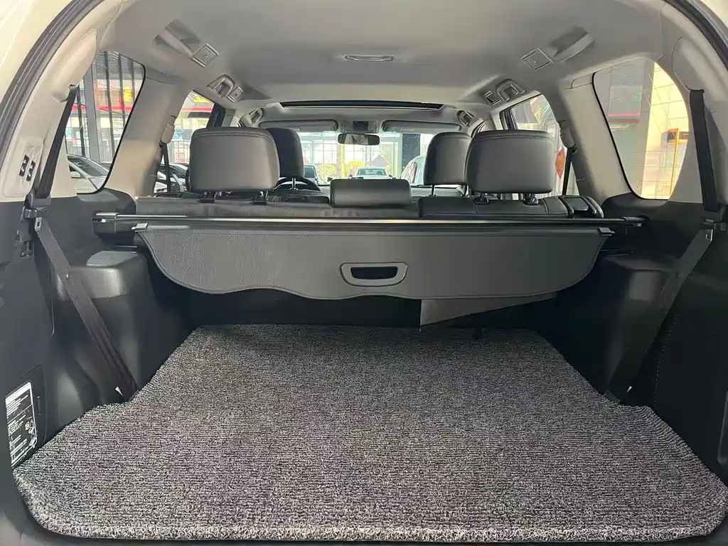 Toyota Prado 2019 — фото 19