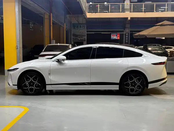 Changan Qiyuan A07 2025