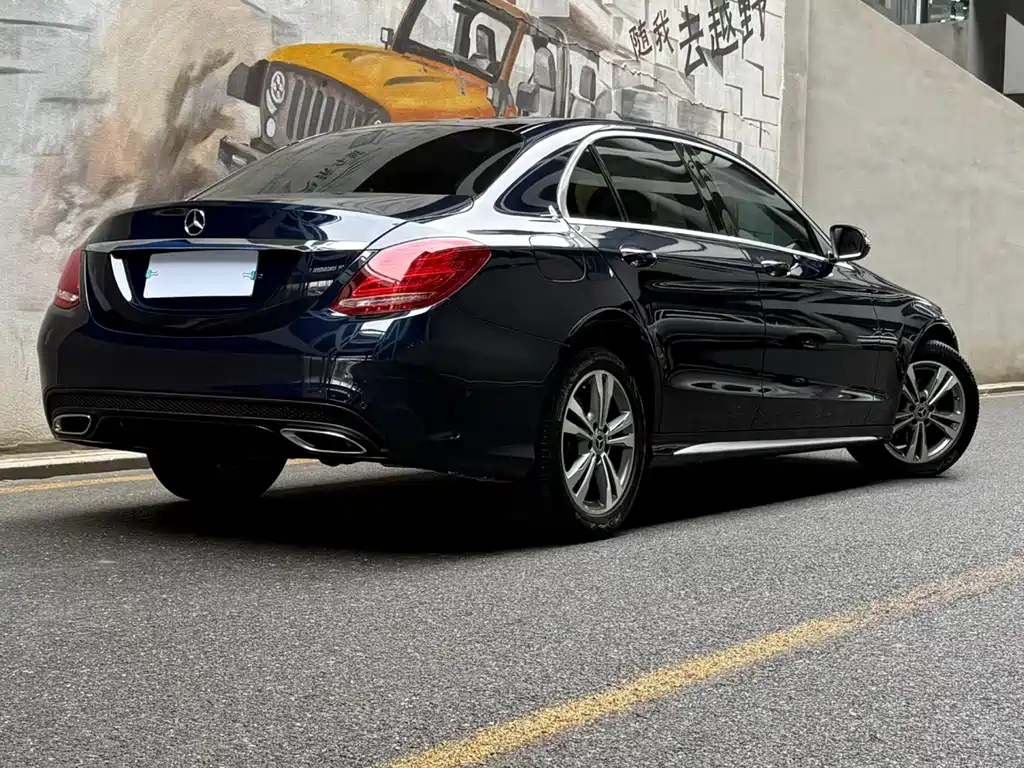 Mercedes-Benz C-Class 2018