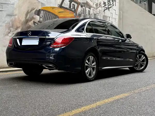 Mercedes-Benz C-Class 2018
