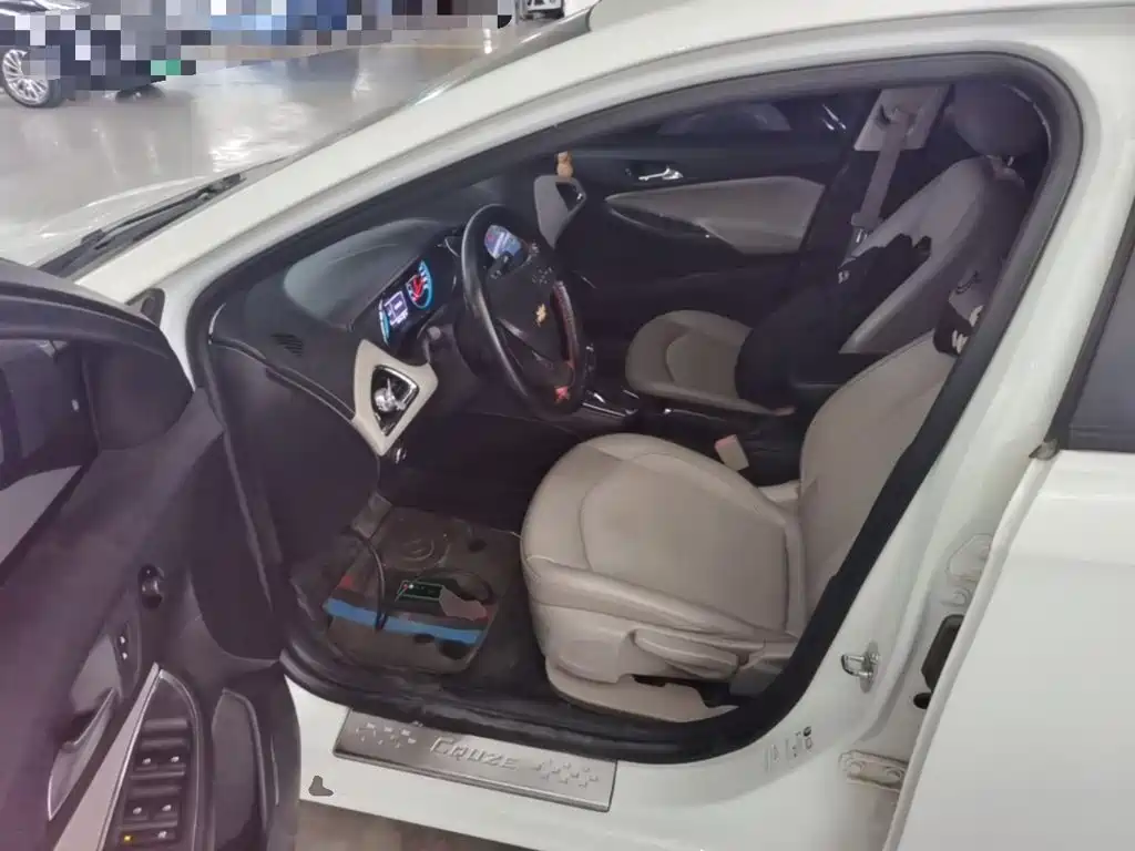 Chevrolet Cruze 2015 — фото 15