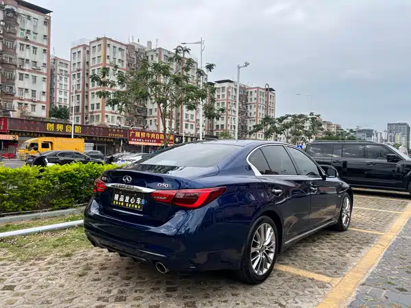 Infiniti Q50L 2018