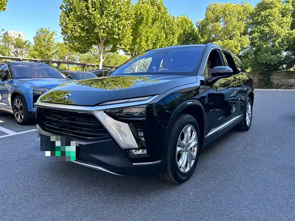NIO ES8 2020