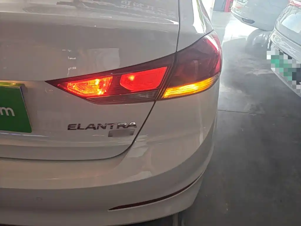 Hyundai Celesta 2017 — фото 8