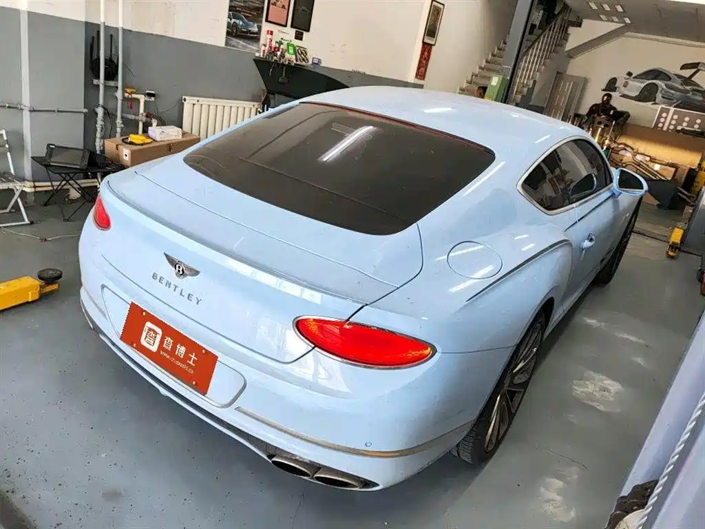 Bentley Continental 2021 — фото 2