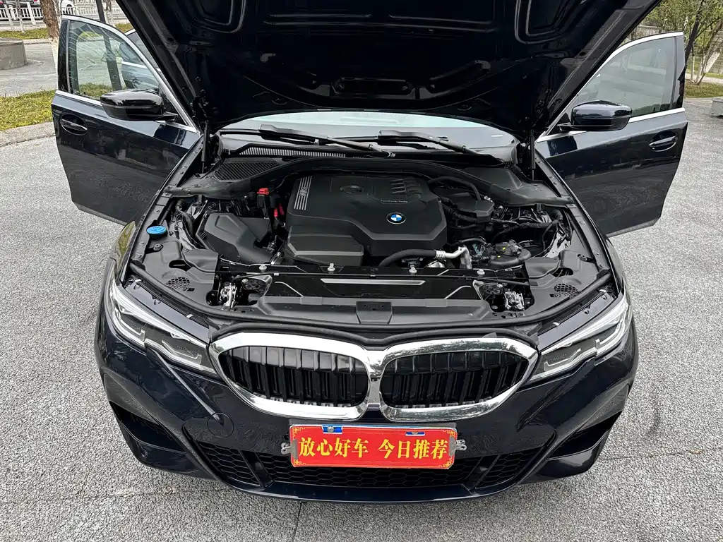BMW 3 Series 2022 — фото 16