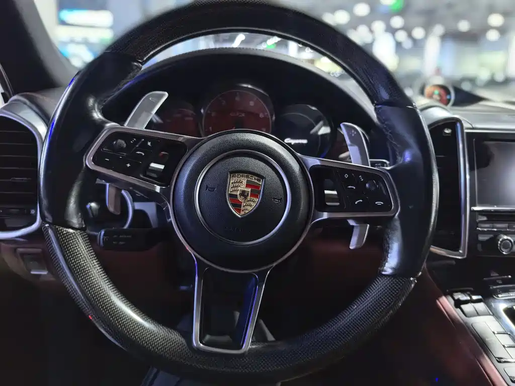 Porsche Cayenne 2012