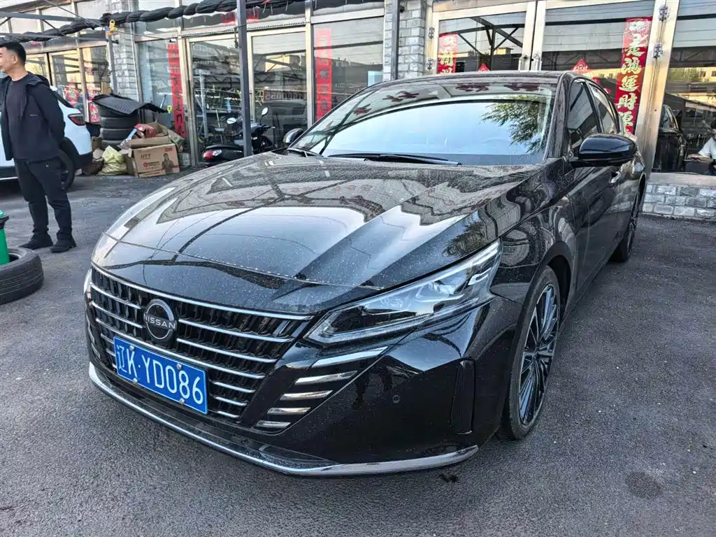 Nissan Teana 2023 — фото 1