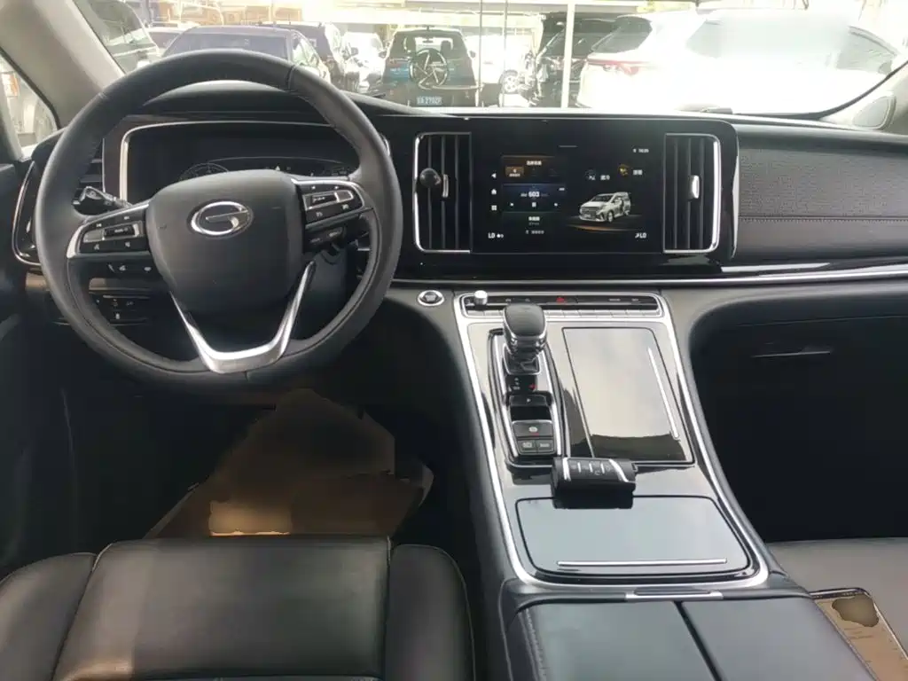 GAC Trumpchi M8 2022 — фото 10