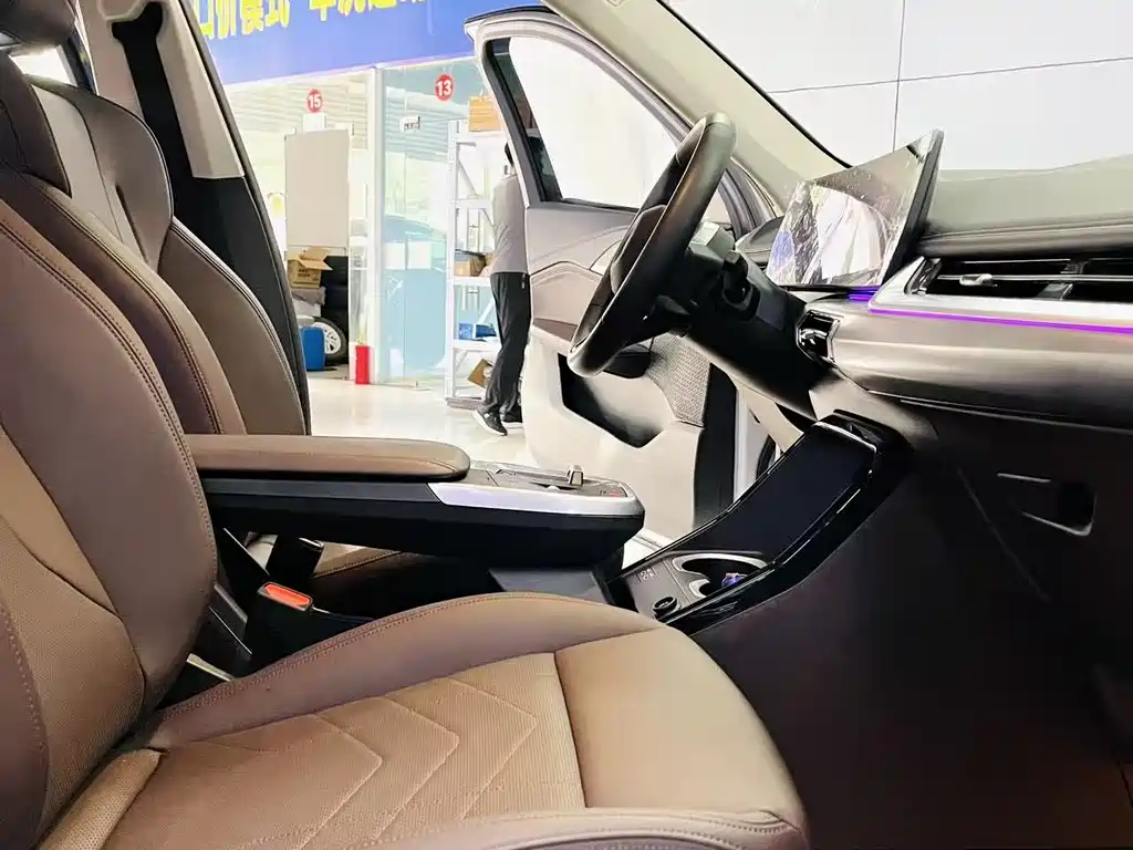 BMW iX1 2024