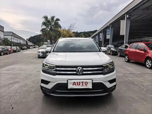Volkswagen Tharu 2019