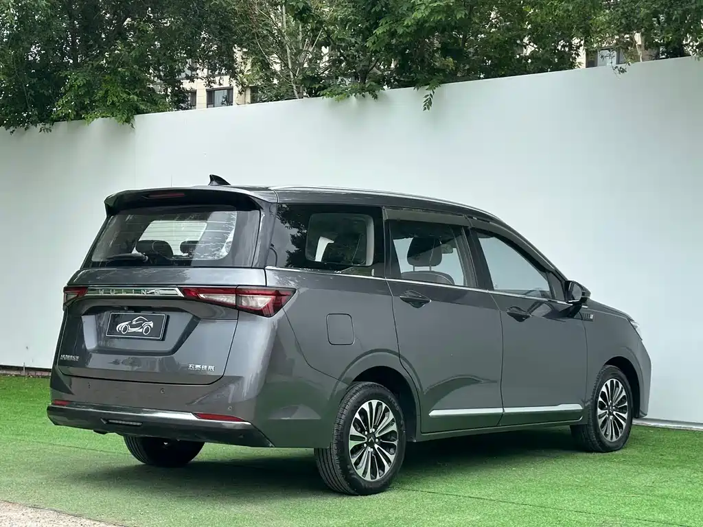 Wuling Jiachen 2022