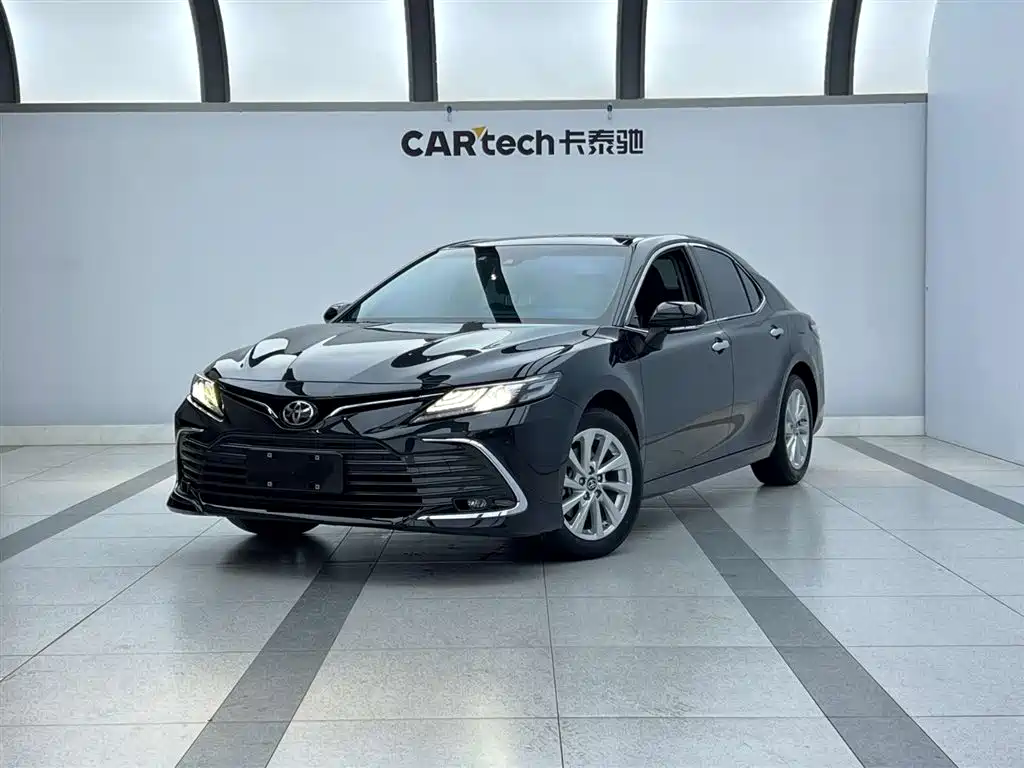 Toyota Camry 2023