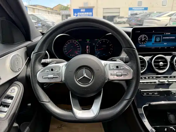 Mercedes-Benz C-Class 2021
