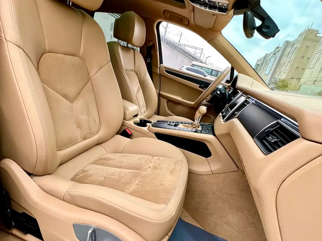 Porsche Macan 2015 — фото 11