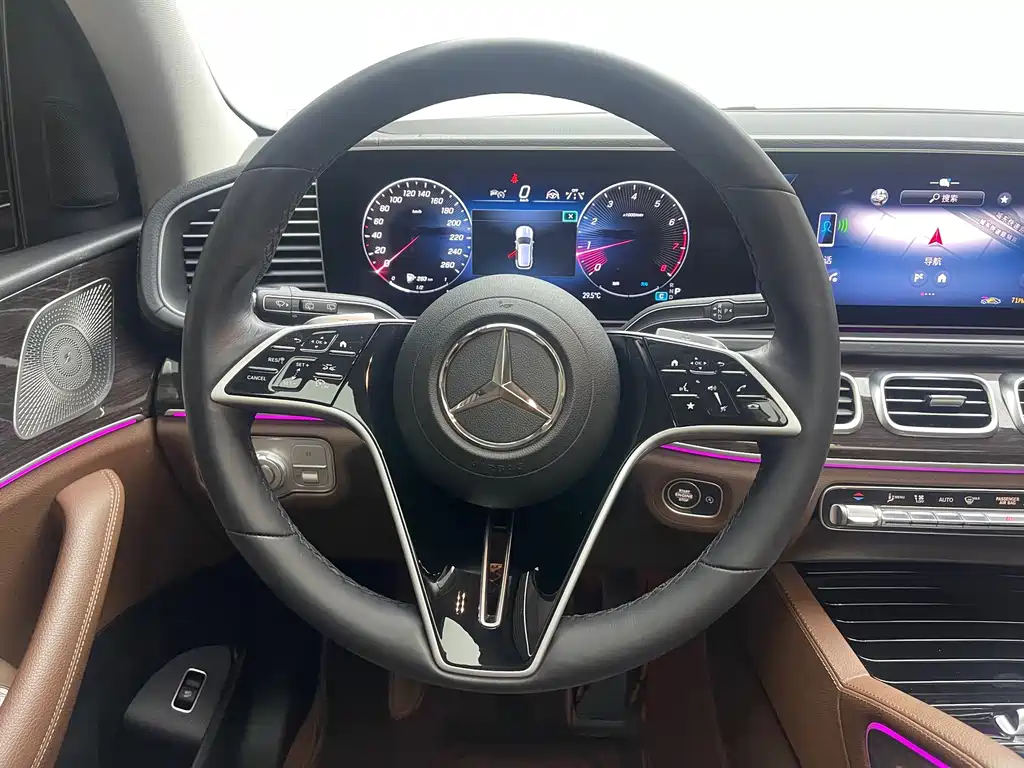 Mercedes-Benz GLE 2025 — фото 12