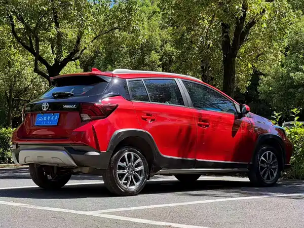Toyota Yaris L 2022
