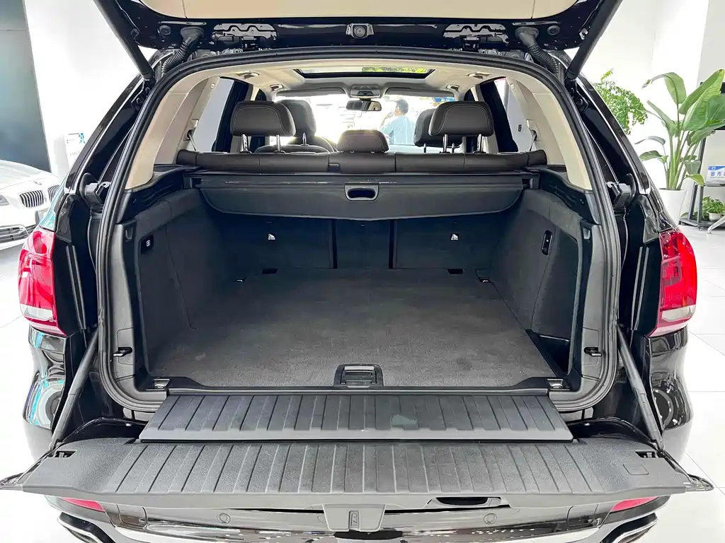 BMW X5 2017 — фото 24