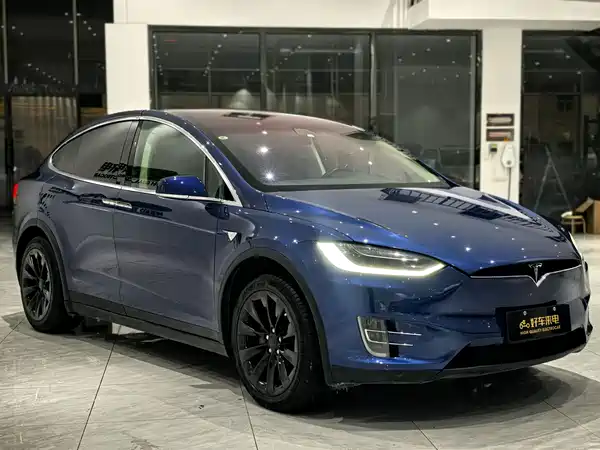 Tesla Model X 2016